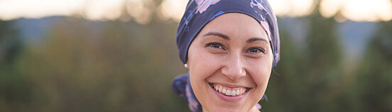 Stärkung des Immunsystems unterstützende Tumortherapie Frau nach unterstützender Tumortherapie KfN München