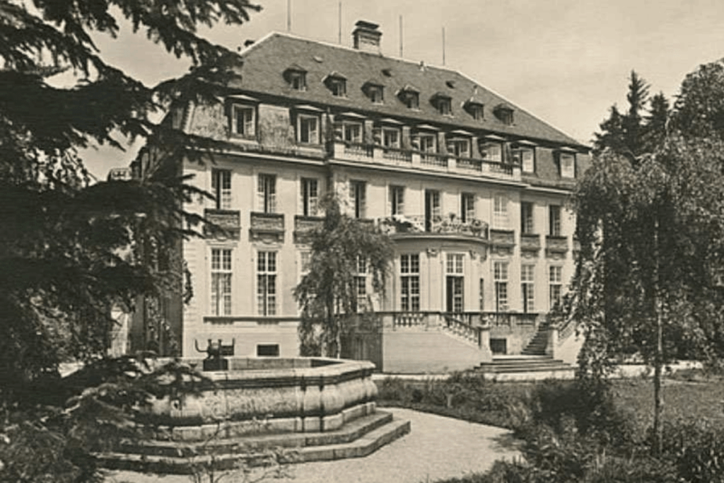 Klinik Belle Maison, 1940